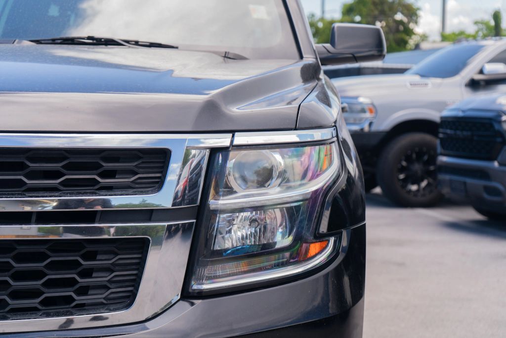 
								2017 Chevrolet Suburban LT Sport Utility 4D full									