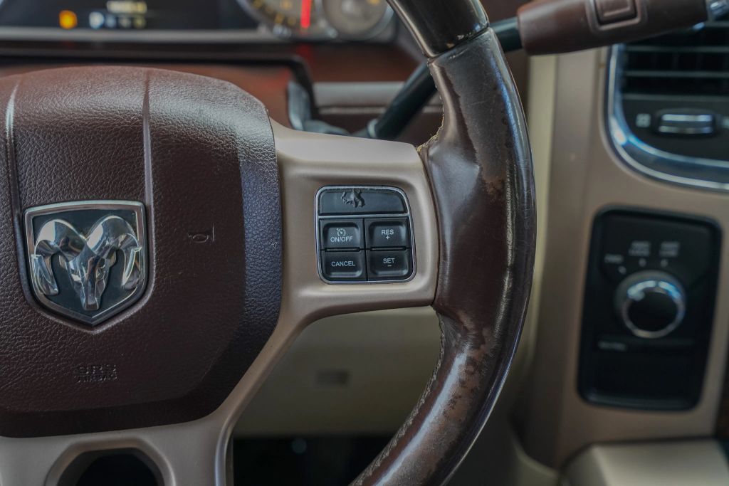 
								2018 Ram 3500 Crew Cab Laramie Longhorn Pickup 4D 8 ft full									