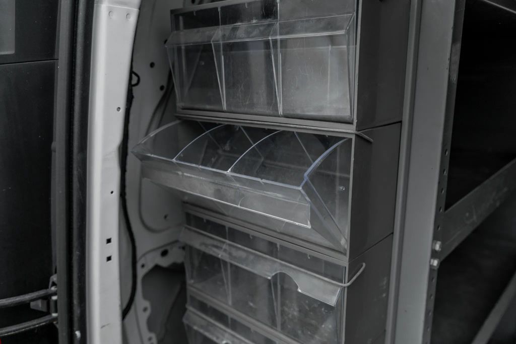 
								2018 Mercedes-Benz Metris WORKER Cargo Van 3D full									