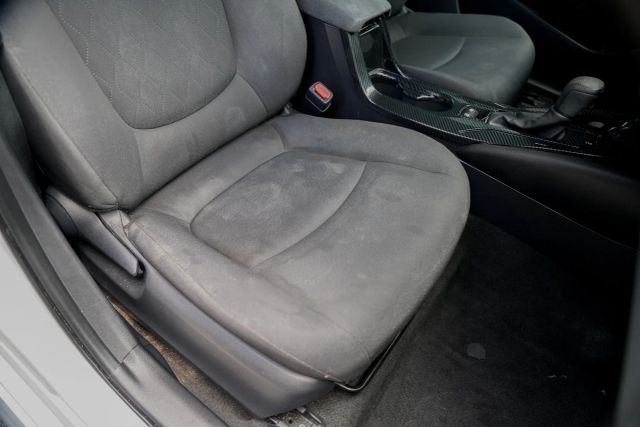 
								2021 Toyota Corolla LE Sedan 4D full									