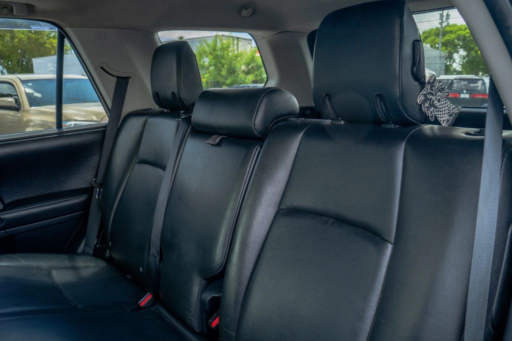 
								2012 Toyota 4Runner Limited Sport Utility 4D full									