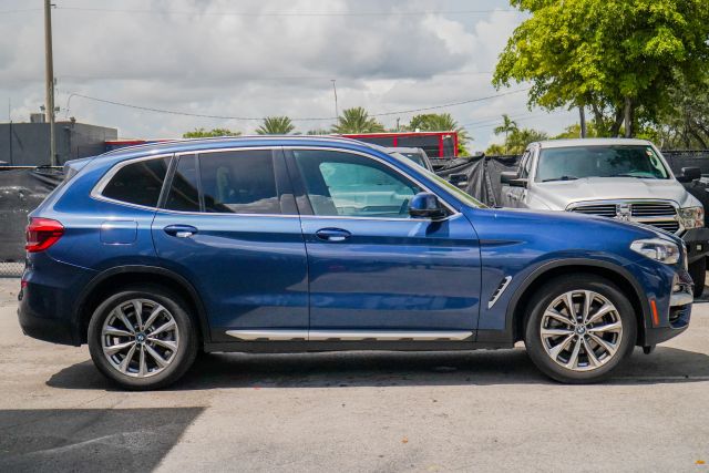 
								2019 BMW X3 sDrive30i Sport Utility 4D full									