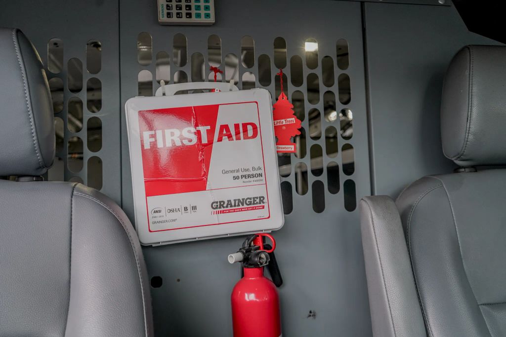 
								2017 Ford Transit 250 Van Low Roof w/60/40 Side Door w/RWB Van 3D full									