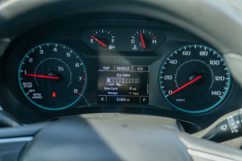 
								2022 Chevrolet Malibu LS Sedan 4D full									