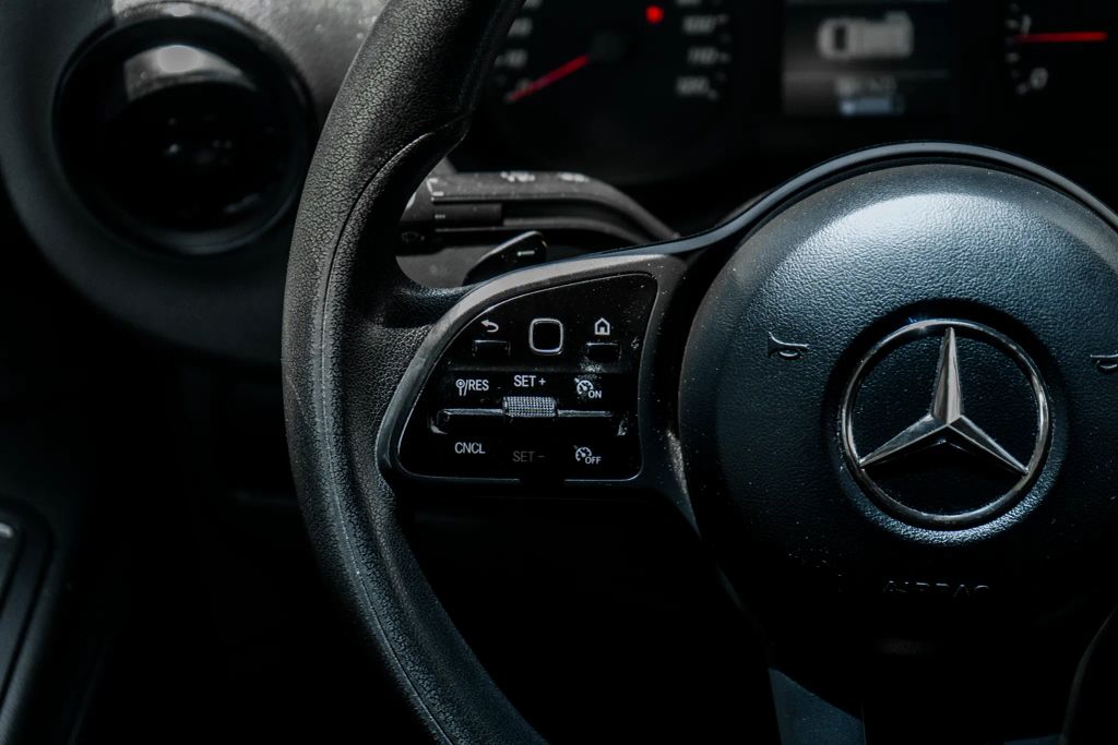 
								2021 Mercedes-Benz Sprinter 2500 Cargo High Roof w/170  WB Van 3D full									