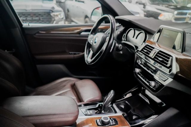 
								2019 BMW X3 sDrive30i Sport Utility 4D full									