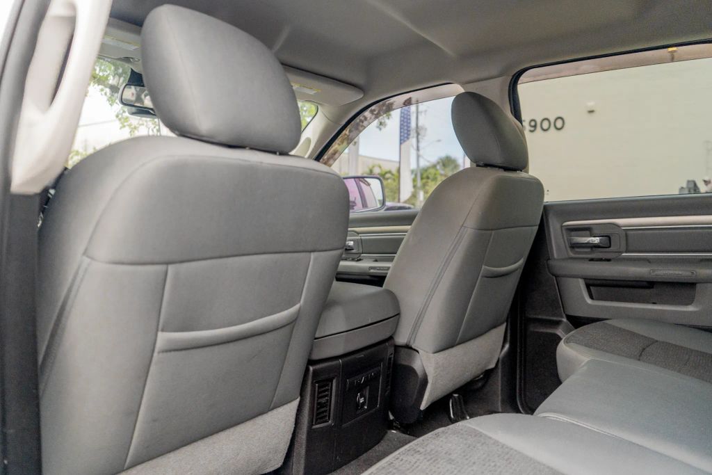 
								2014 Ram 1500 Crew Cab Big Horn Pickup 4D 6 1/3 ft full									