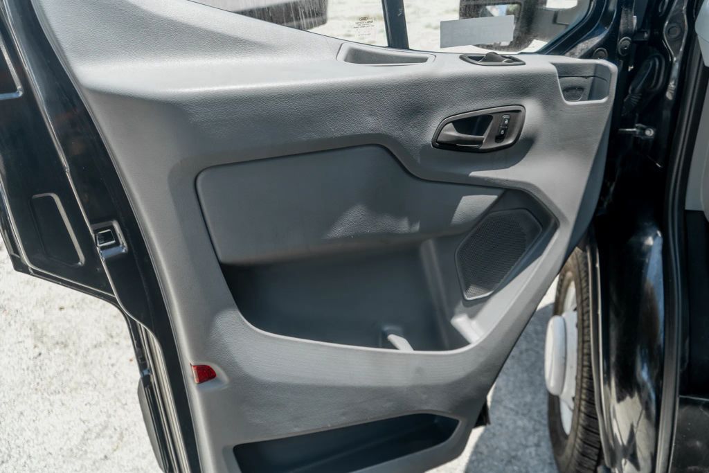 
								2017 Ford Commercial Transit Commercial Vans 350 HD Chassis Cab 178 full									