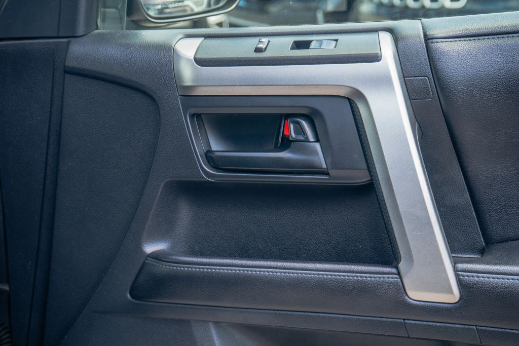 
								2012 Toyota 4Runner Limited Sport Utility 4D full									