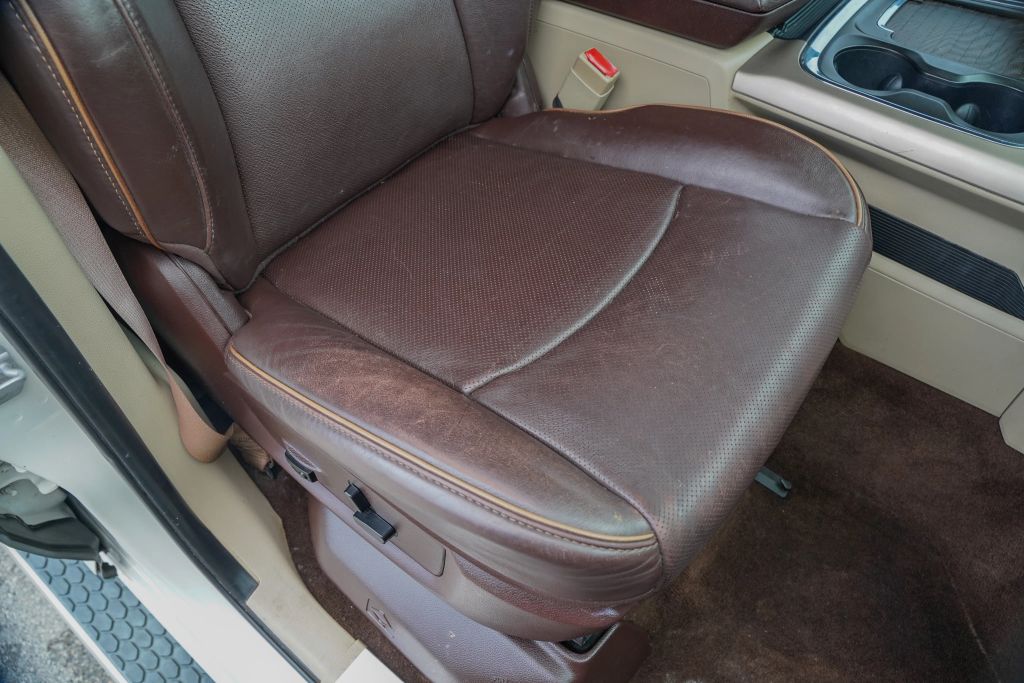 
								2018 Ram 3500 Crew Cab Laramie Longhorn Pickup 4D 8 ft full									