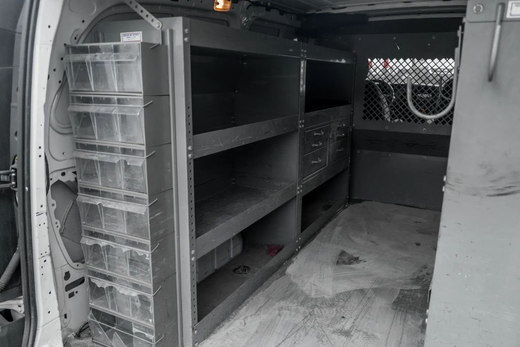 
								2018 Mercedes-Benz Metris WORKER Cargo Van 3D full									