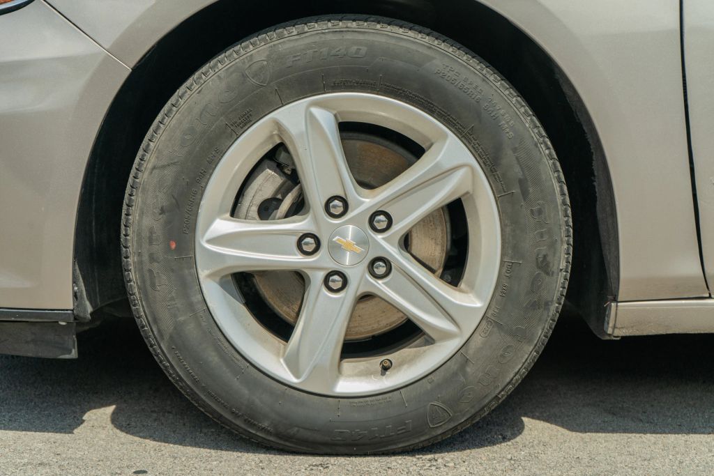 
								2022 Chevrolet Malibu LS Sedan 4D full									