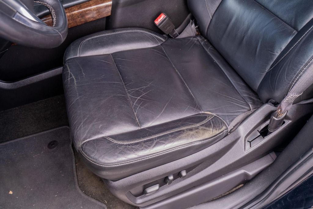 
								2017 Chevrolet Suburban LT Sport Utility 4D full									