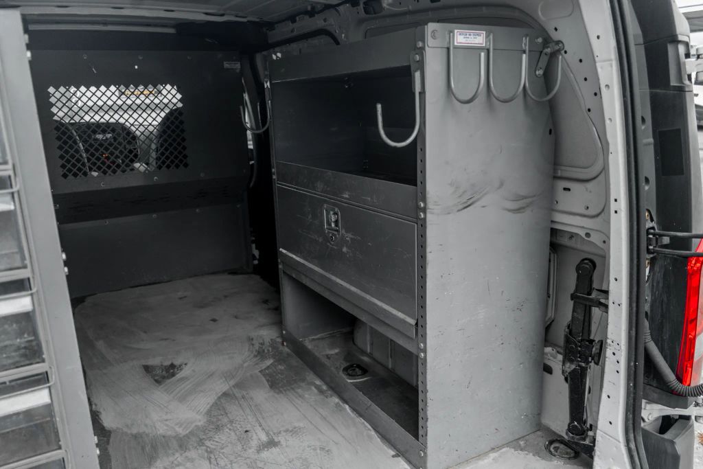 
								2018 Mercedes-Benz Metris WORKER Cargo Van 3D full									