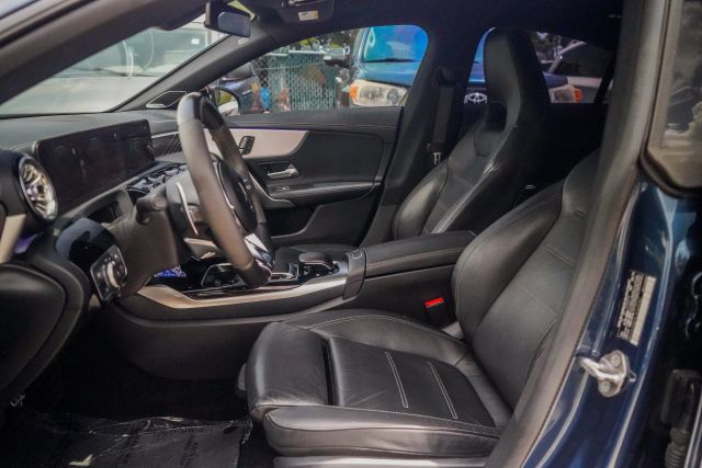 
								2020 Mercedes-Benz Mercedes-AMG CLA CLA 35 4MATIC Coupe 4D full									