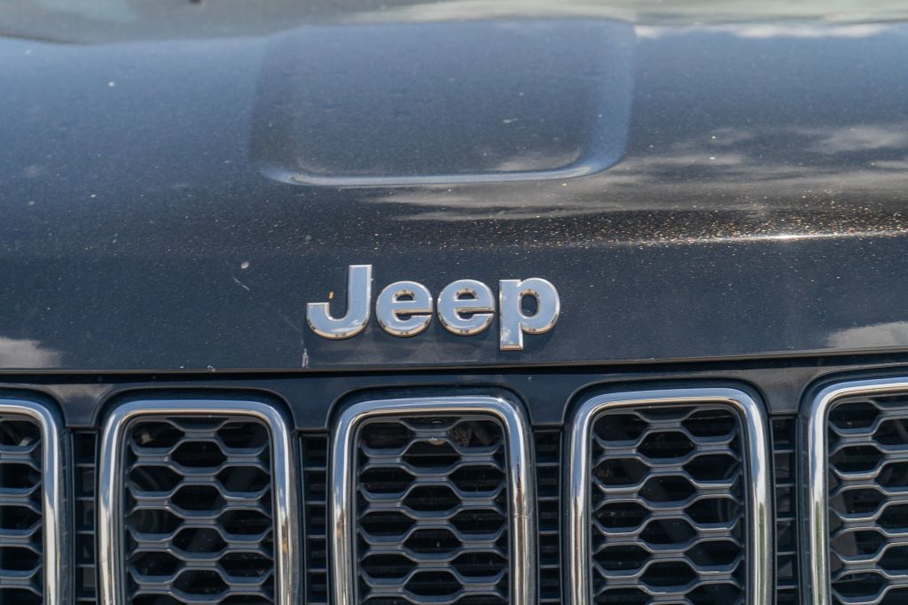 
								2018 Jeep Grand Cherokee Limited Sport Utility 4D full									