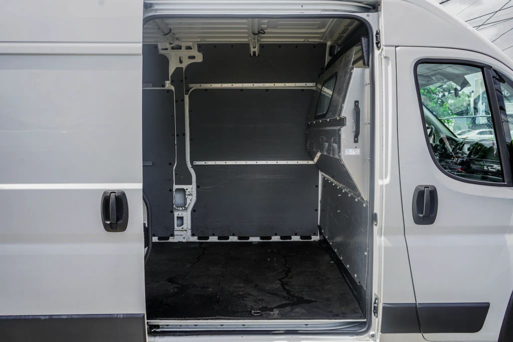 
								2016 Ram ProMaster Cargo Van 3500 High Roof Extended Van 3D full									