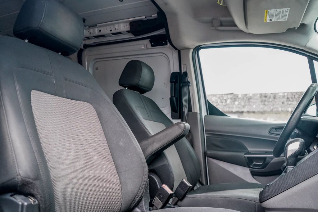 
								2019 Ford Transit Connect Cargo XL Van 4D full									
