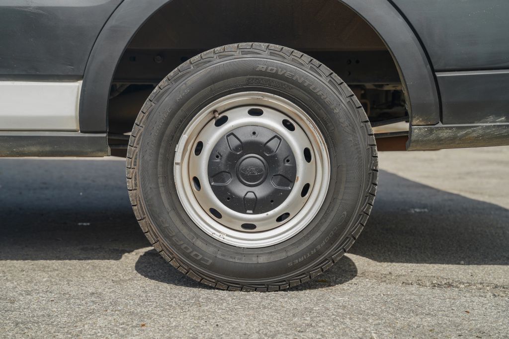 
								2023 Ford Transit 250 Cargo Van Medium Roof w/LWB Van 3D full									