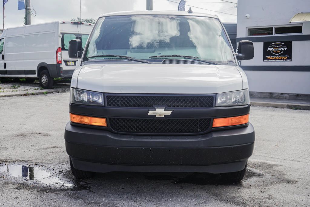 
								2021 Chevrolet Express 2500 Cargo Regular Van 3D full									