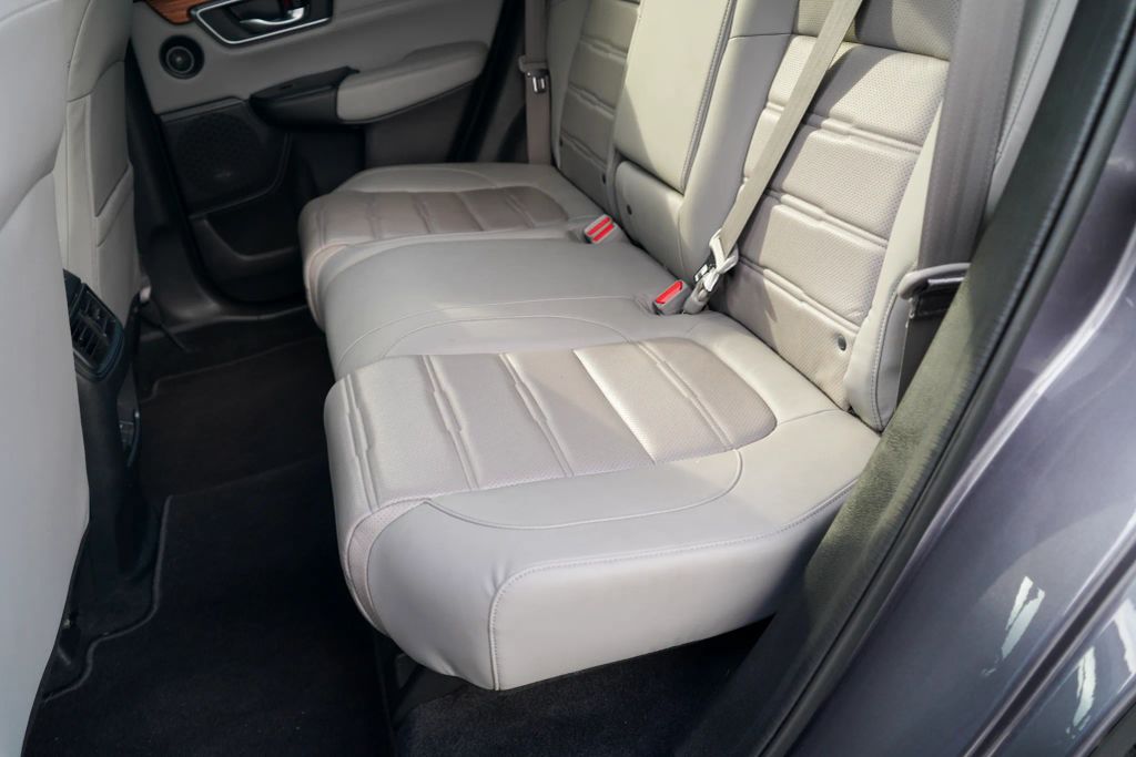 
								2020 Honda CR-V EX-L Sport Utility 4D full									