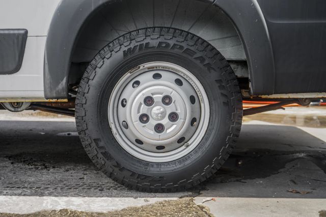 
								2016 Ram ProMaster Cargo Van 2500 High Roof Van 3D full									