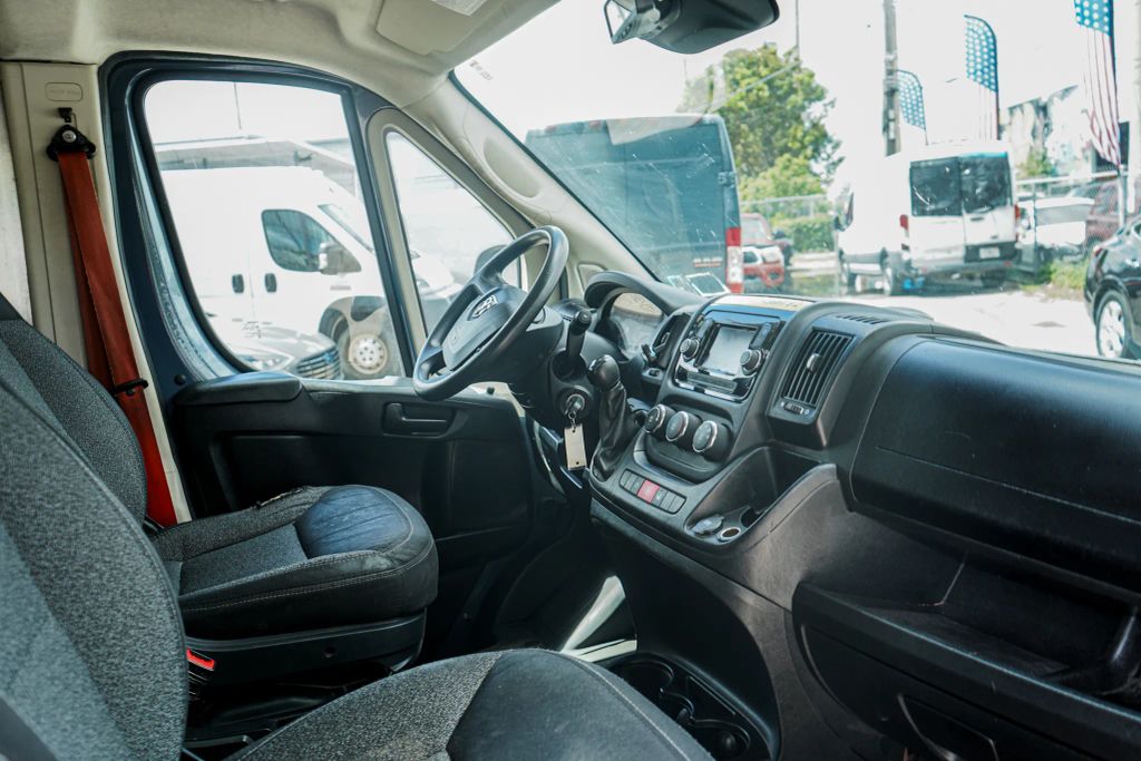 
								2021 Ram ProMaster Cargo Van 3500 High Roof Extended Van 3D full									