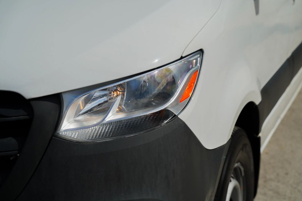 
								2023 Mercedes-Benz Sprinter 2500 Cargo High Roof w/170  WB Van 3D full									