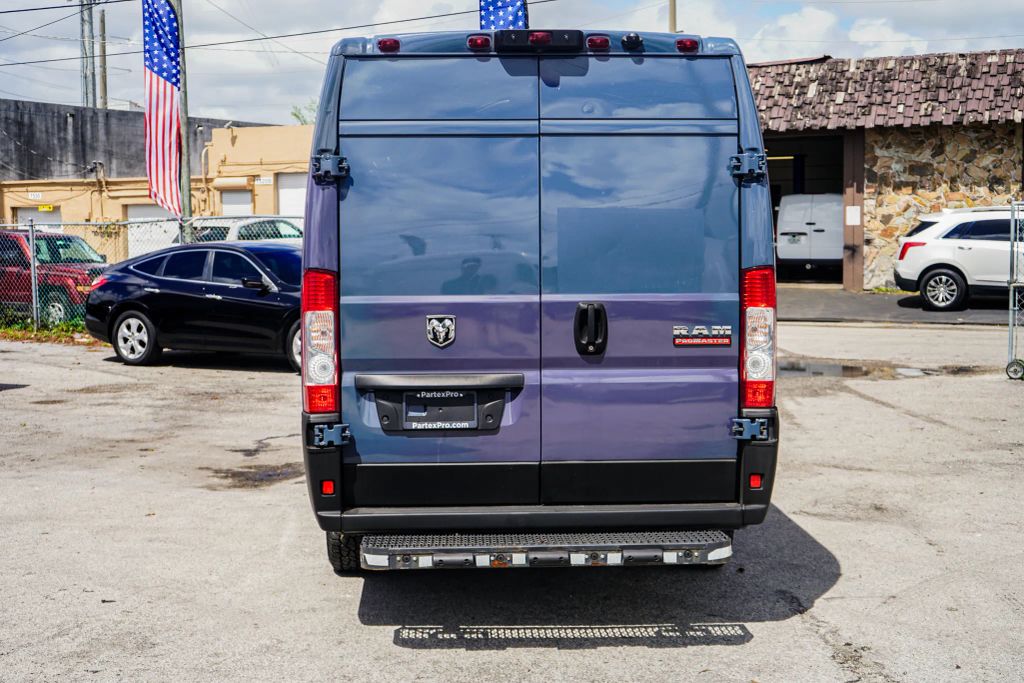 
								2021 Ram ProMaster Cargo Van 3500 High Roof Extended Van 3D full									