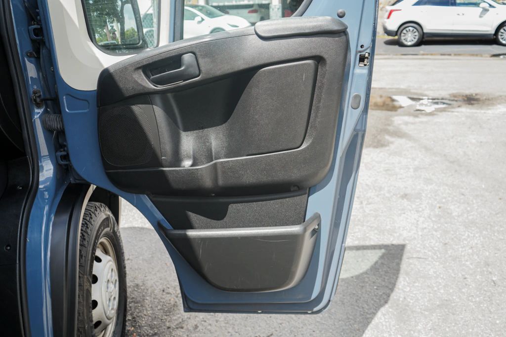 
								2021 Ram ProMaster Cargo Van 3500 High Roof Extended Van 3D full									