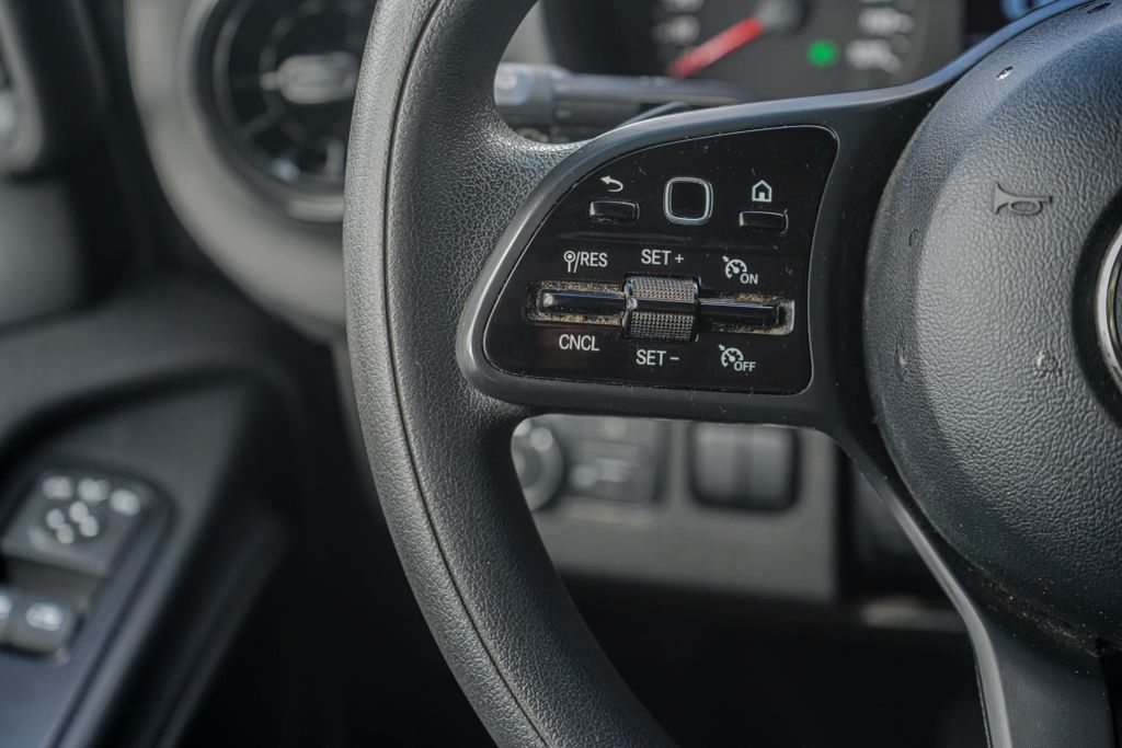 
								2023 Mercedes-Benz Sprinter 2500 Cargo High Roof w/170  WB Van 3D full									