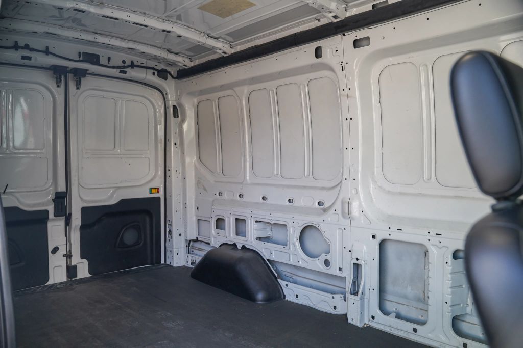 
								2023 Ford Transit 250 Cargo Van Medium Roof w/LWB Van 3D full									