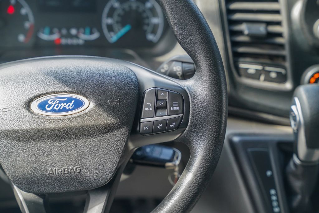 
								2023 Ford Transit 250 Cargo Van Medium Roof w/LWB Van 3D full									