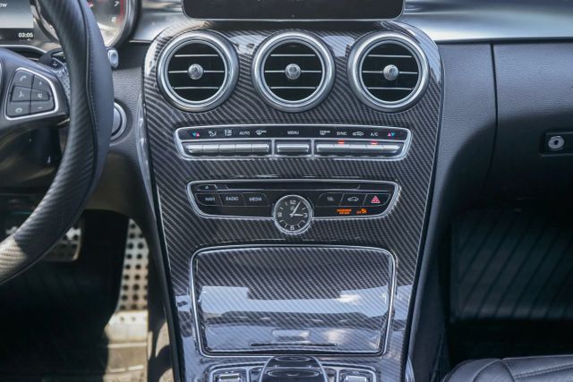 
								2017 Mercedes-Benz C-Class C 300 4MATIC Sedan 4D full									