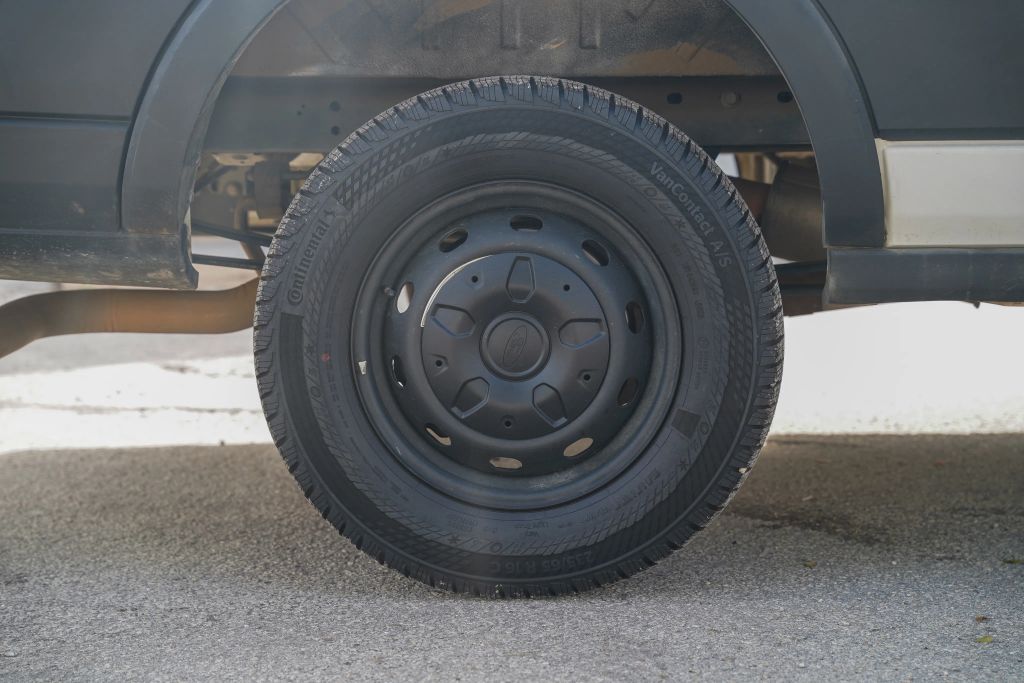 
								2023 Ford Transit 250 Cargo Van Medium Roof w/LWB Van 3D full									