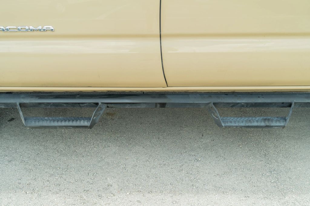 
								2020 Toyota Tacoma Double Cab SR5 Pickup 4D 6 ft full									