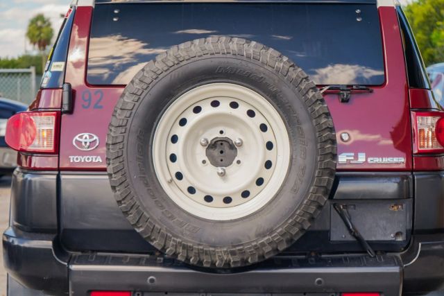 
								2008 Toyota FJ Cruiser Sport Utility 2D full									