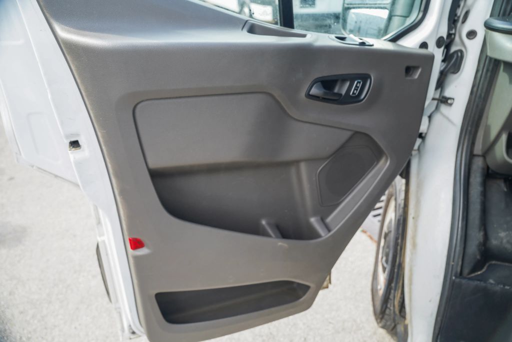 
								2023 Ford Transit 250 Cargo Van Medium Roof w/LWB Van 3D full									