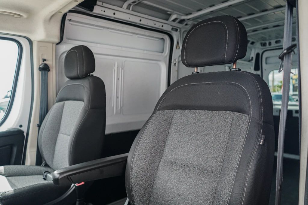 
								2021 Ram ProMaster Cargo Van 2500 High Roof Van 3D full									