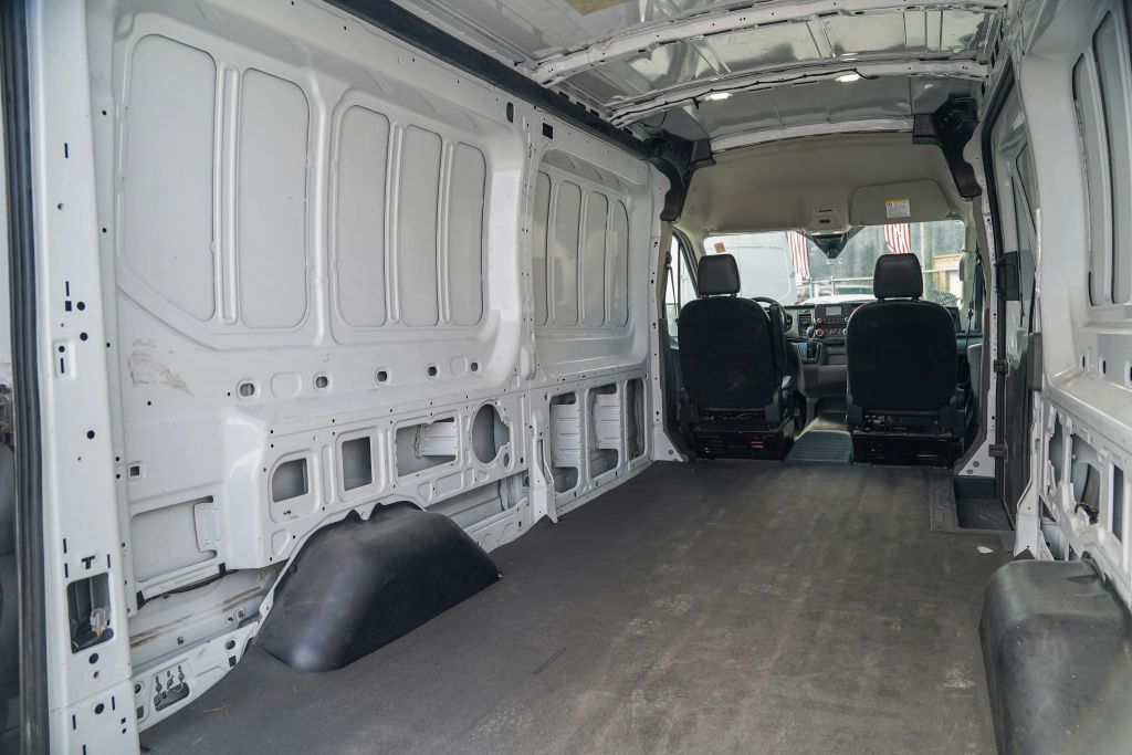 
								2023 Ford Transit 250 Cargo Van Medium Roof w/LWB Van 3D full									