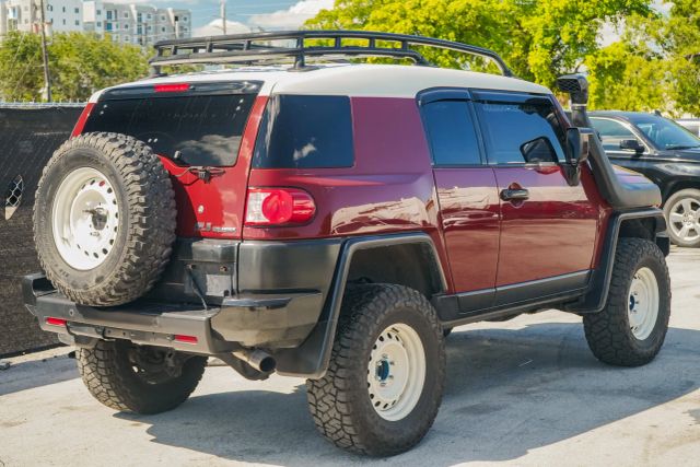 
								2008 Toyota FJ Cruiser Sport Utility 2D full									