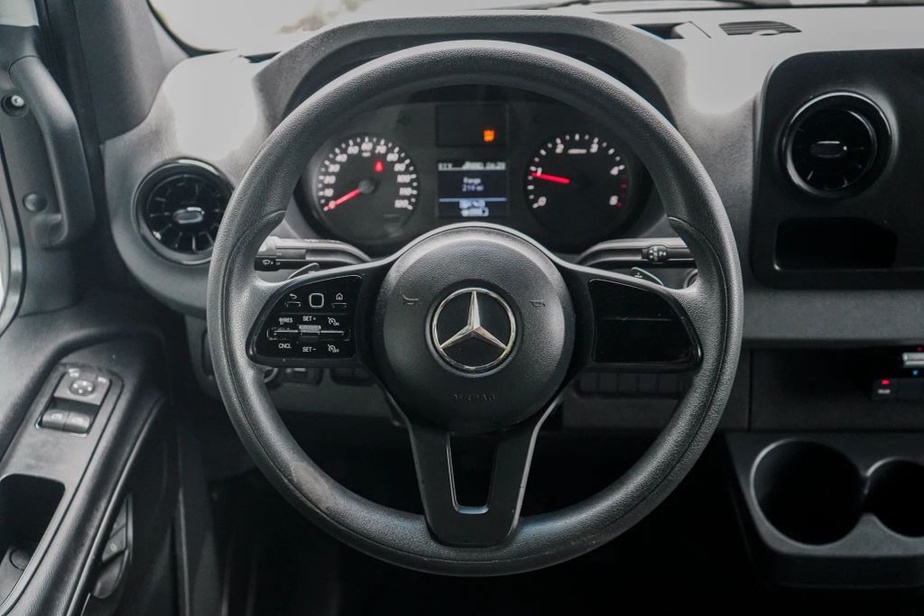 
								2021 Mercedes-Benz Sprinter 2500 Passenger High Roof w/144  WB Van 3D full									