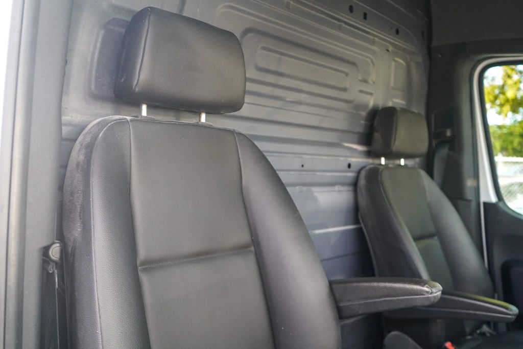 
								2021 Mercedes-Benz Sprinter 2500 Cargo High Roof w/144  WB Van 3D full									