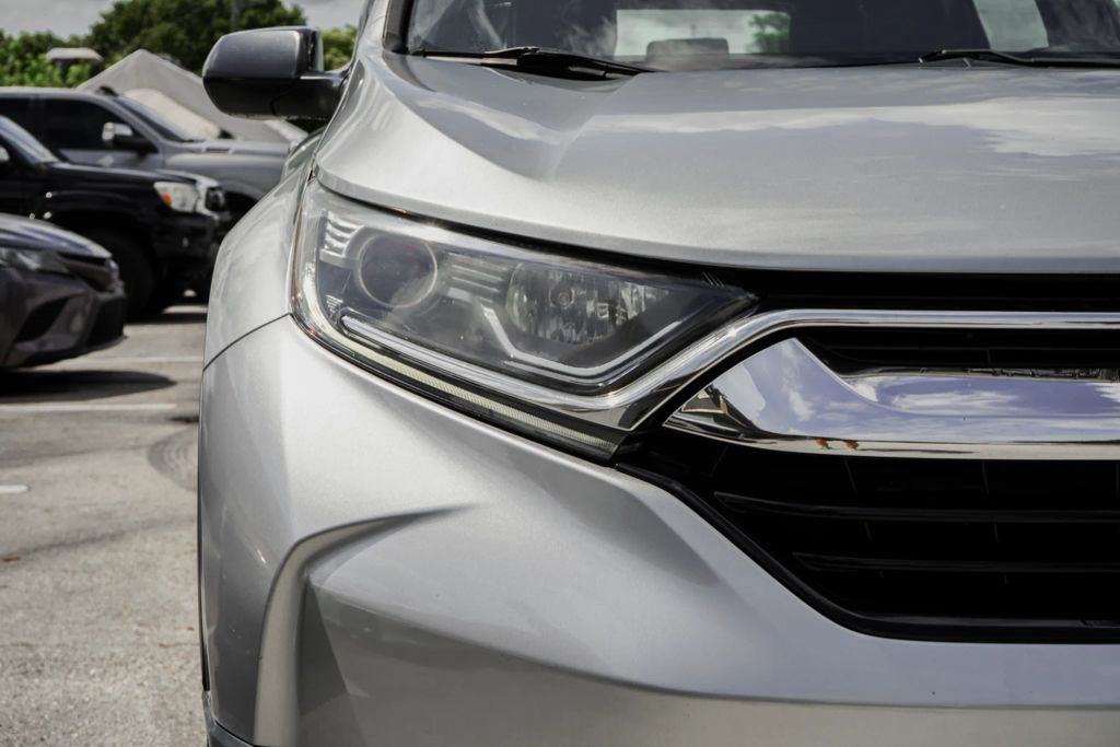 
								2018 Honda CR-V LX Sport Utility 4D full									