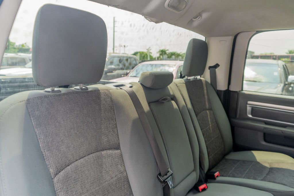 
								2016 Ram 1500 Crew Cab Big Horn Pickup 4D 5 1/2 ft full									