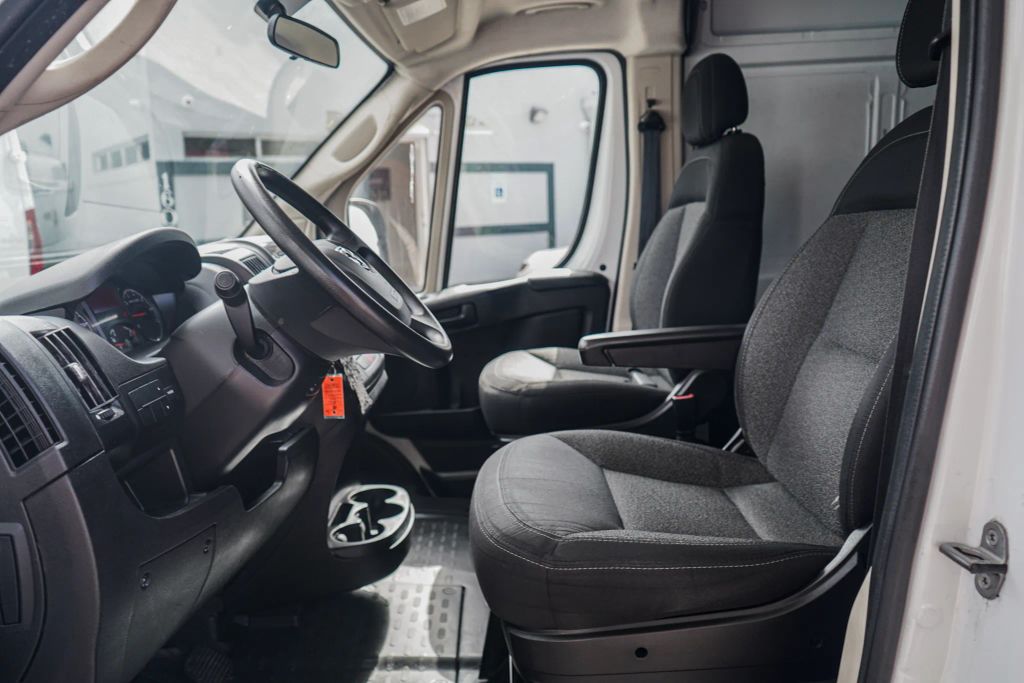 
								2021 Ram ProMaster Cargo Van 2500 High Roof Van 3D full									