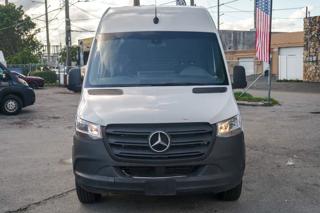 
								2021 Mercedes-Benz Sprinter 2500 Cargo High Roof w/144  WB Van 3D full									