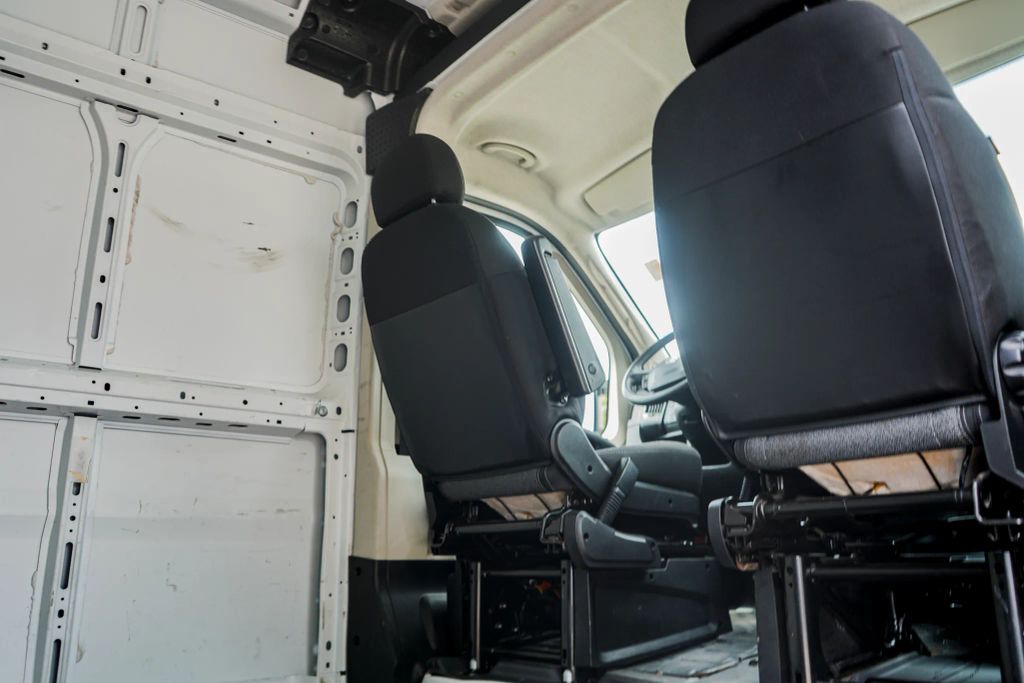 
								2021 Ram ProMaster Cargo Van 2500 High Roof Van 3D full									