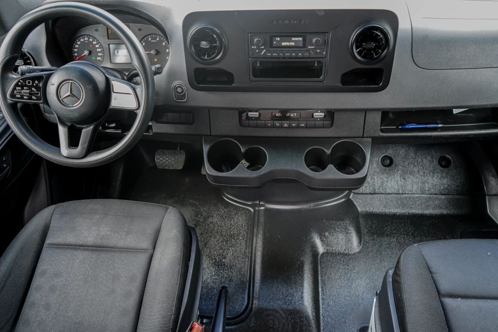 
								2023 Mercedes-Benz Sprinter 2500 Cargo High Roof w/170  WB Van 3D full									