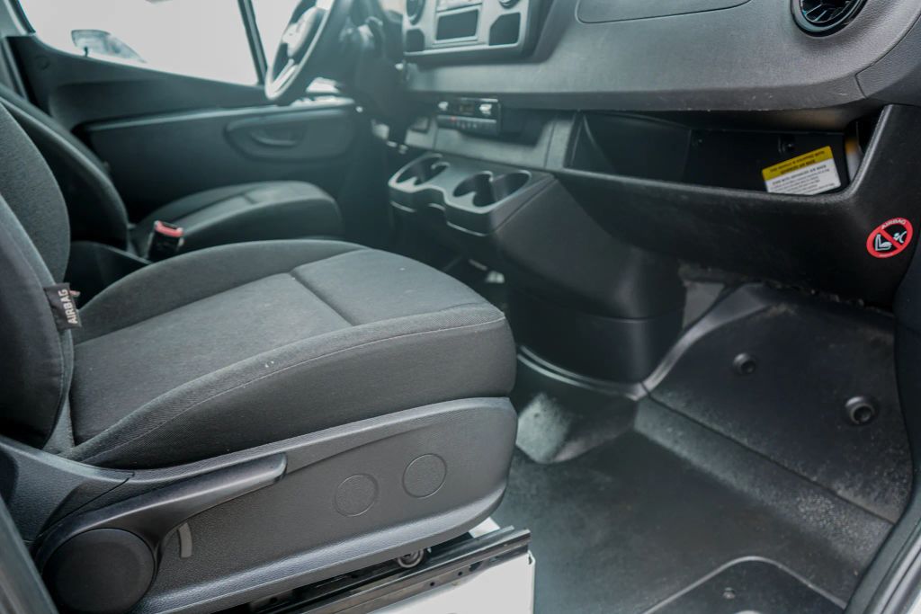 
								2023 Mercedes-Benz Sprinter 2500 Cargo High Roof w/170  WB Van 3D full									